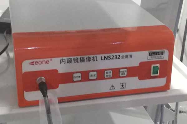醫用內窺鏡成像中內窺鏡冷光源和監視器